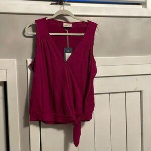 NWT Universal thread top size L